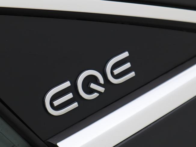 MERCEDES-BENZ Eqe Photo 17