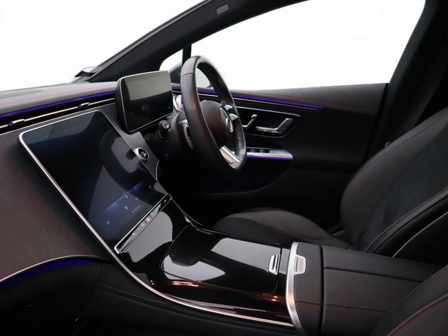 MERCEDES-BENZ Eqe Photo 21