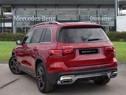 MERCEDES-BENZ GLB Photo 2