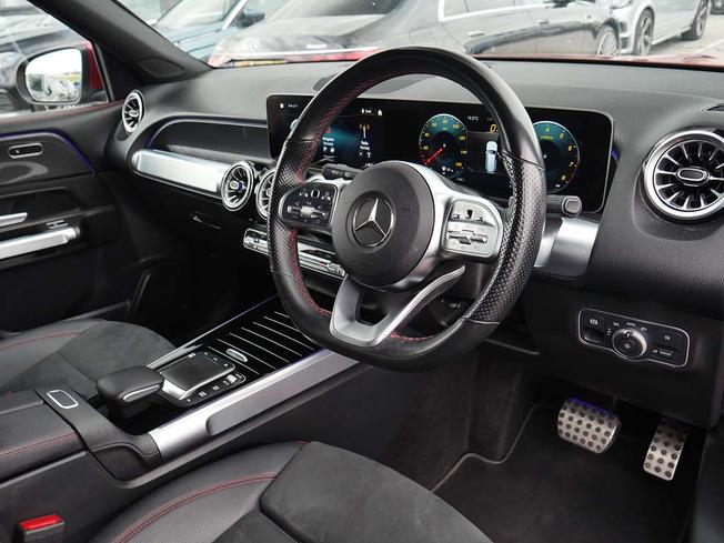 MERCEDES-BENZ GLB Photo 34