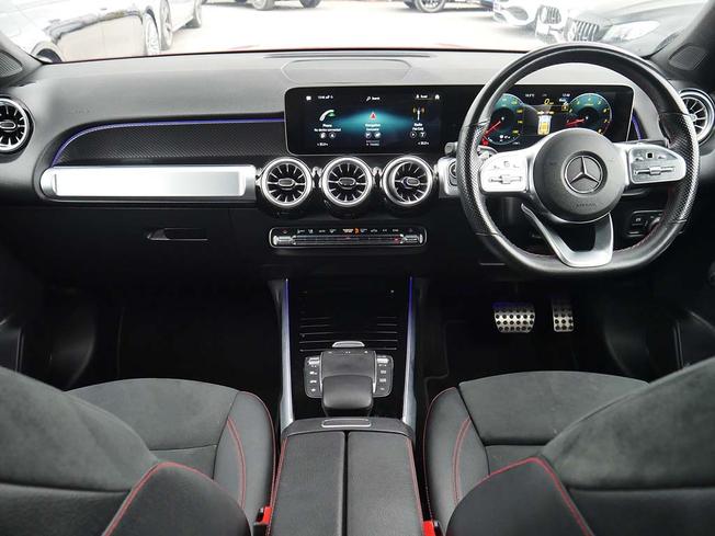 MERCEDES-BENZ GLB Photo 5