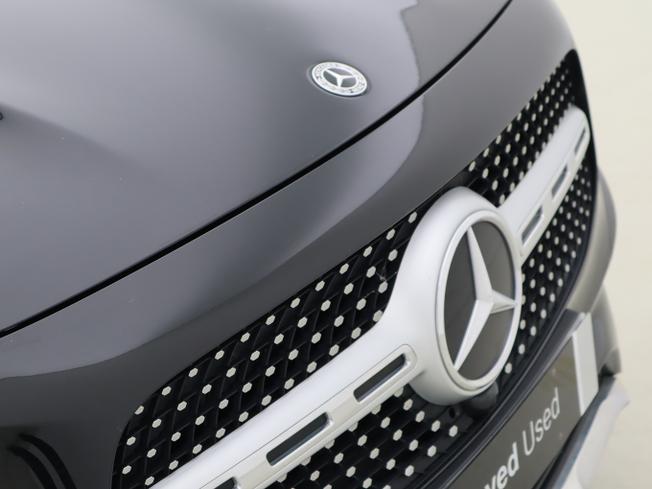 MERCEDES-BENZ GLB Photo 20