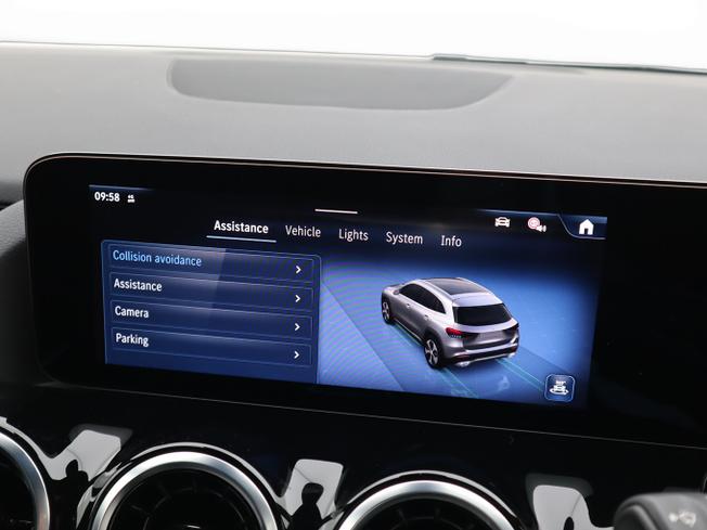 MERCEDES-BENZ GLA Photo 34