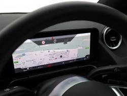 MERCEDES-BENZ GLA Photo 4
