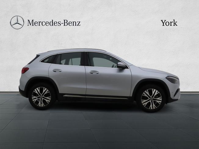 MERCEDES-BENZ GLA Photo 7