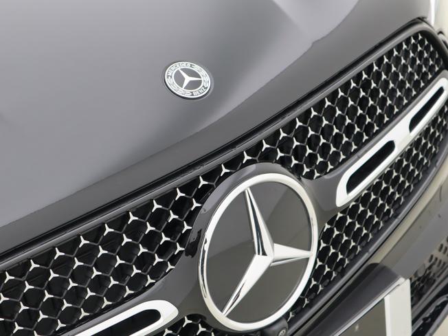 MERCEDES-BENZ Glc Photo 18