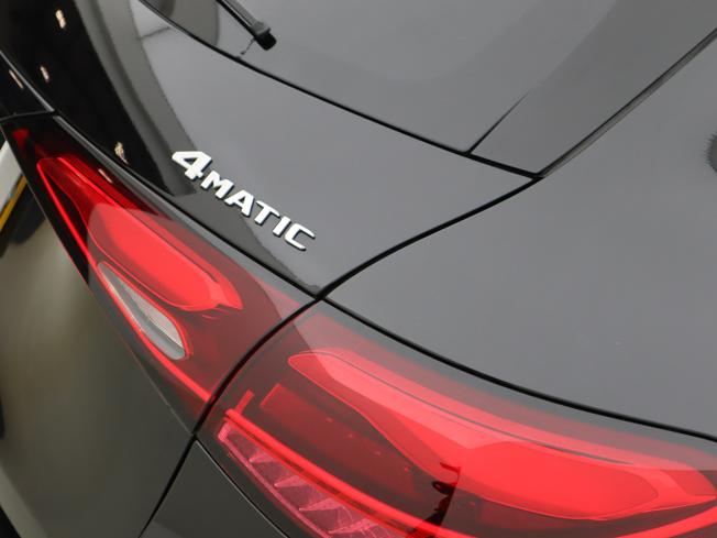 MERCEDES-BENZ Glc Photo 26