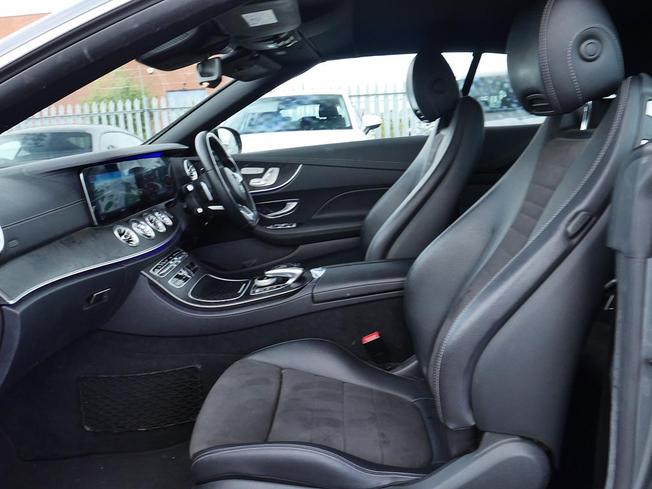 MERCEDES-BENZ E Class Photo 34