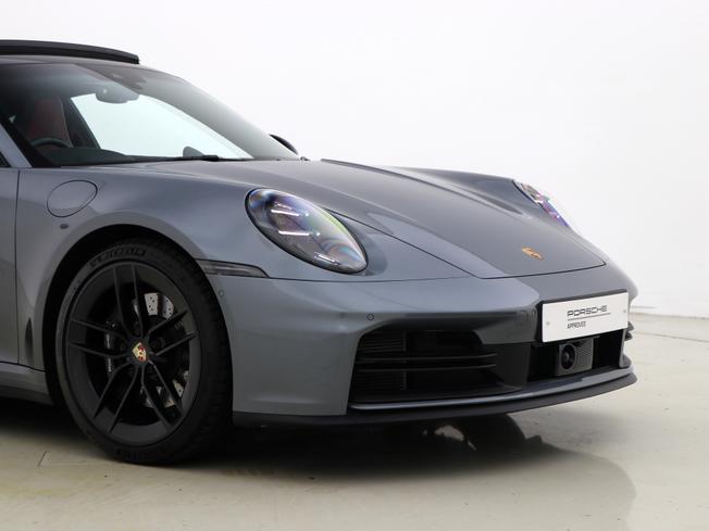 PORSCHE 911 Photo 11