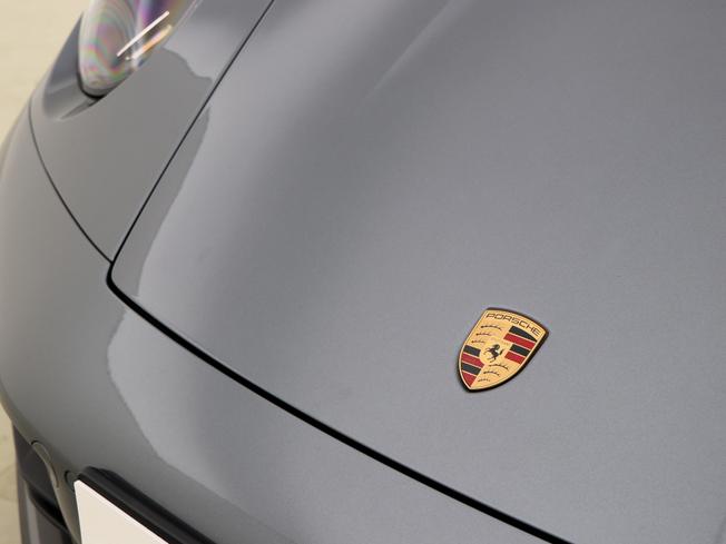 PORSCHE 911 Photo 14