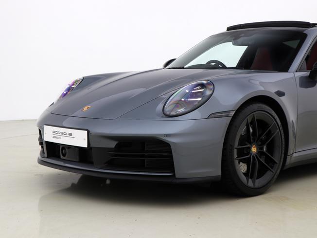 PORSCHE 911 Photo 16