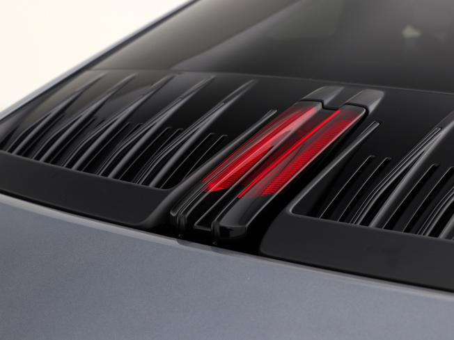 PORSCHE 911 Photo 21