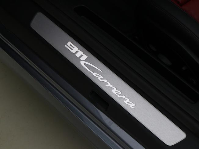 PORSCHE 911 Photo 46