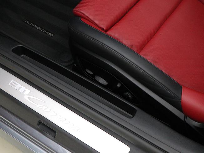 PORSCHE 911 Photo 47