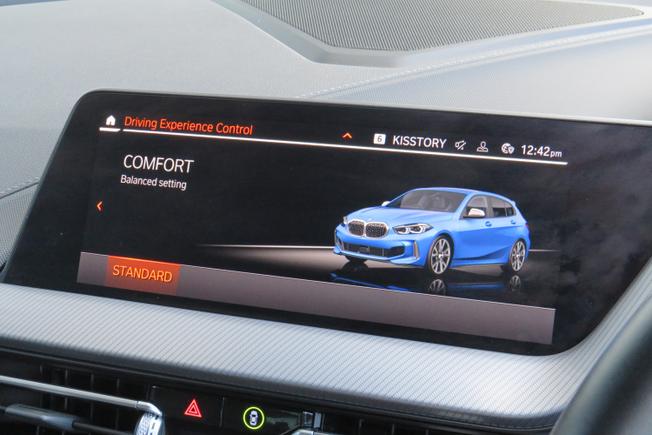 BMW 1 Series Photo 23
