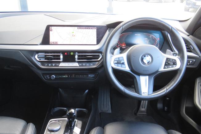 BMW 1 Series Photo 33