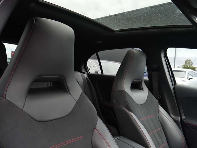 MERCEDES-BENZ A Class Photo 35