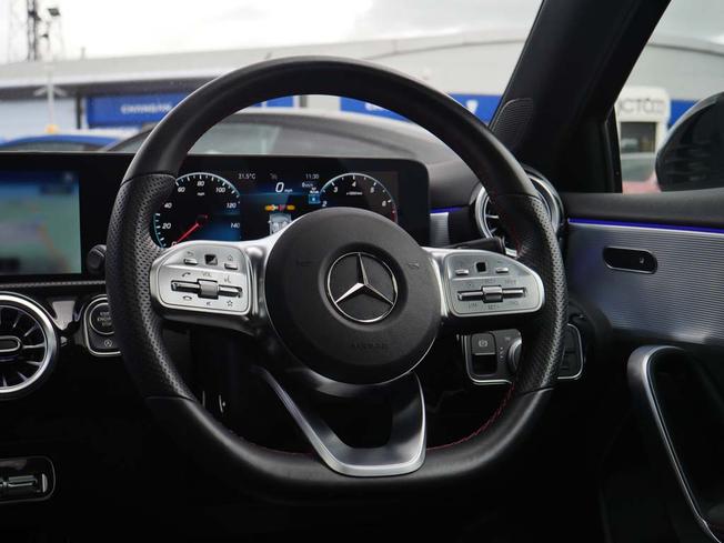 MERCEDES-BENZ A Class Photo 42