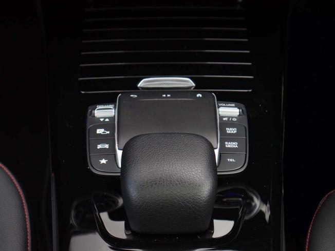 MERCEDES-BENZ A Class Photo 46