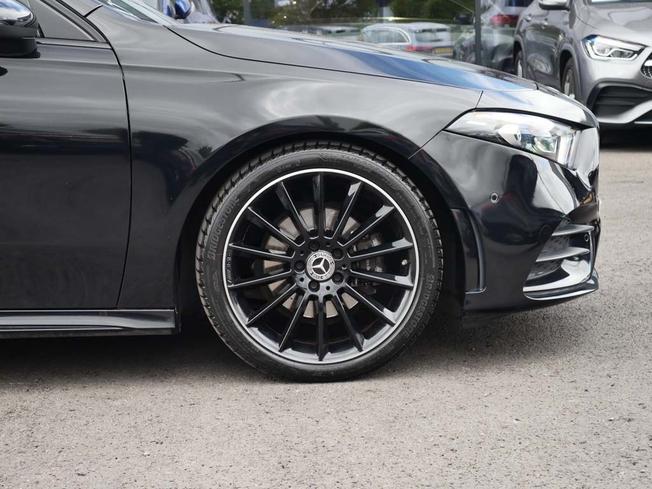 MERCEDES-BENZ A Class Photo 6