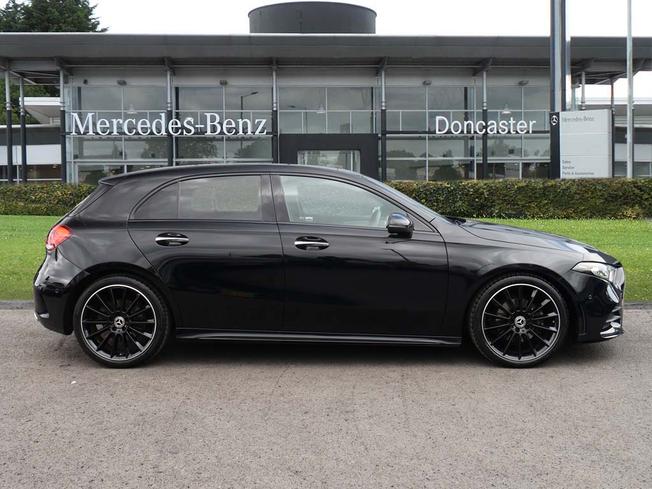 MERCEDES-BENZ A Class Photo 7