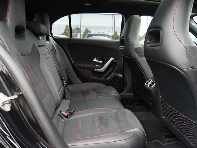 MERCEDES-BENZ A Class Photo 8