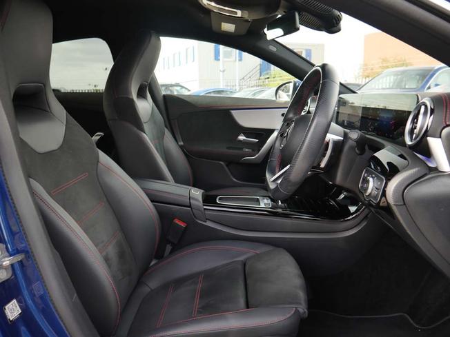 MERCEDES-BENZ CLA Class Photo 33