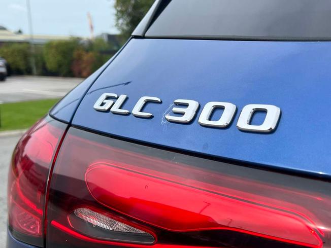 MERCEDES-BENZ Glc Photo 21