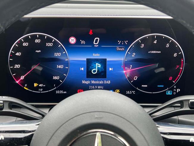 MERCEDES-BENZ Glc Photo 4