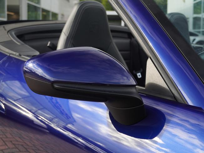 PORSCHE 911 Photo 34
