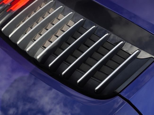 PORSCHE 911 Photo 38