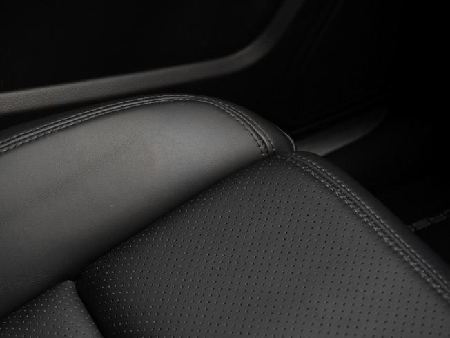 PORSCHE Macan Photo 15