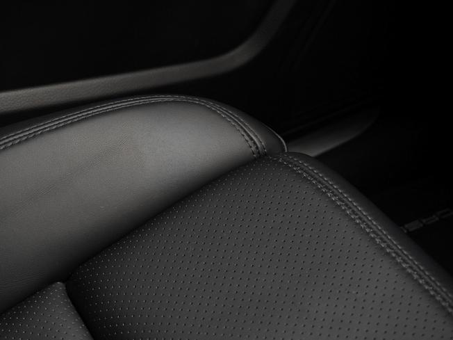 PORSCHE Macan Photo 16