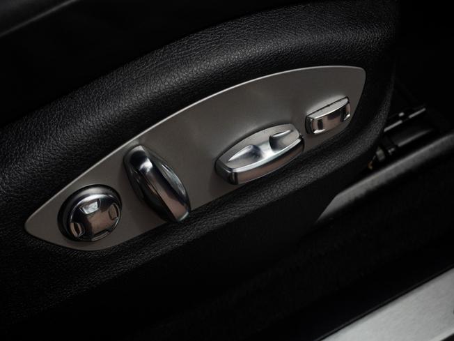 PORSCHE Macan Photo 24