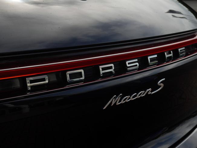 PORSCHE Macan Photo 46