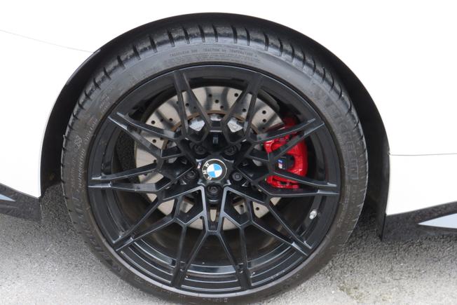 BMW M4 Photo 15