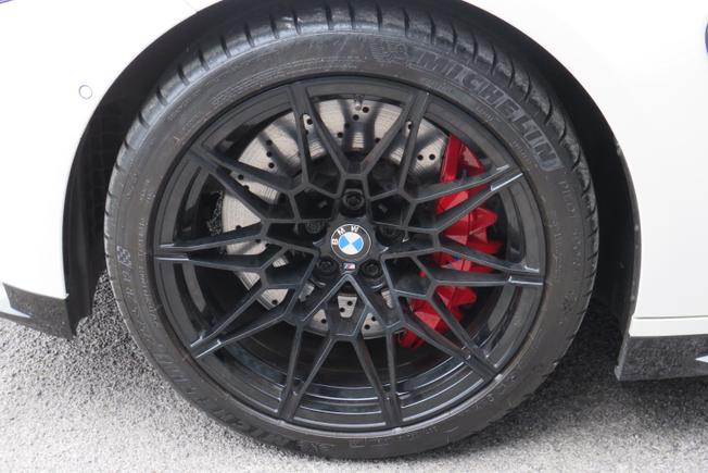BMW M4 Photo 17
