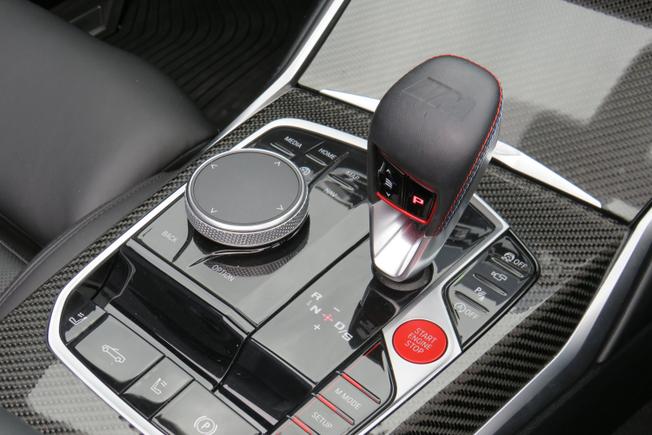 BMW M4 Photo 31