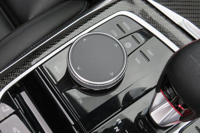 BMW M4 Photo 33