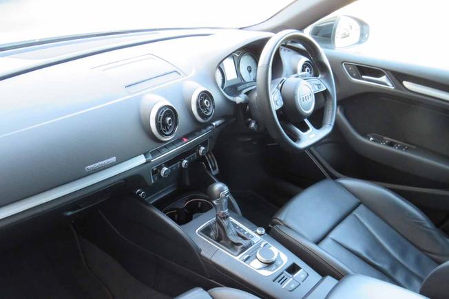 AUDI A3 Photo 36