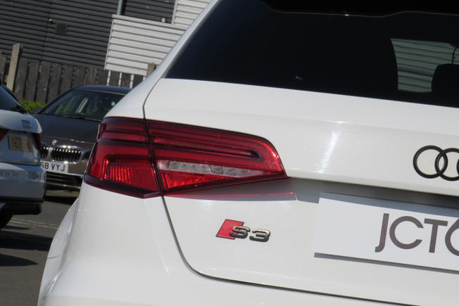 AUDI A3 Photo 39