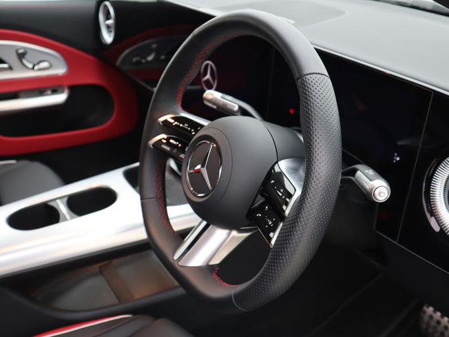 Mercedes-Benz CLA Class Photo 12
