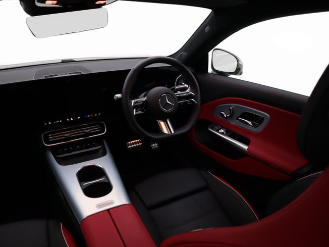 Mercedes-Benz CLA Class Photo 25