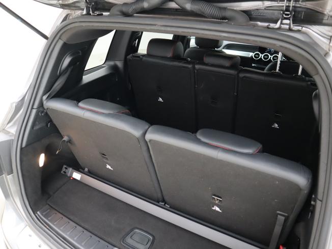 MERCEDES-BENZ GLB Photo 9