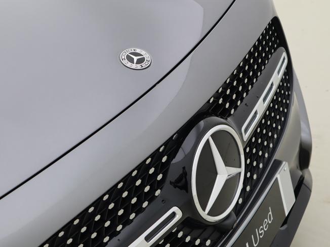 MERCEDES-BENZ GLB Photo 18