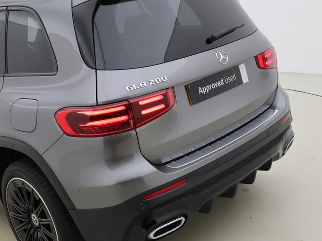 MERCEDES-BENZ GLB Photo 43