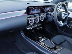 MERCEDES-BENZ A Class Photo 3