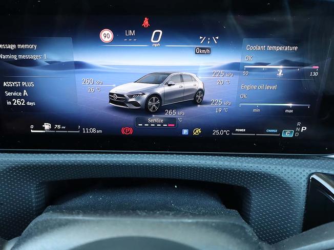 MERCEDES-BENZ A Class Photo 36
