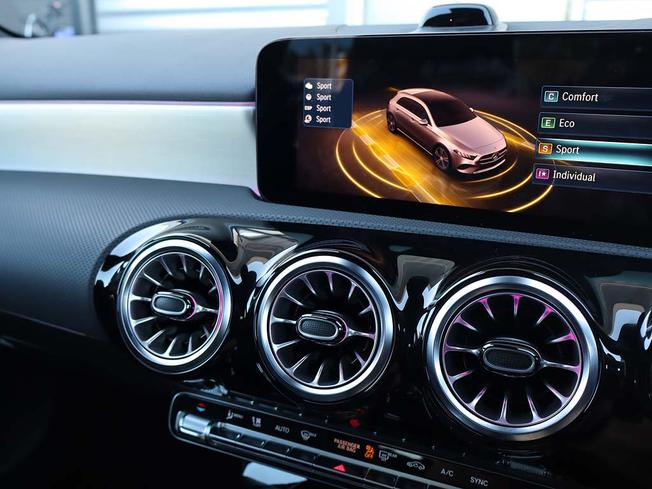 MERCEDES-BENZ A Class Photo 46