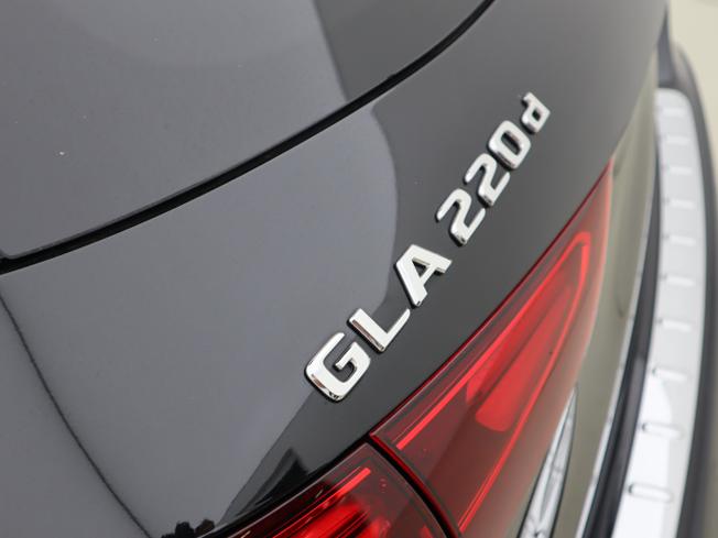 MERCEDES-BENZ Gla Photo 29